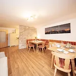 Haus Montjola Affittacamere