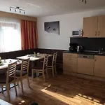 Haus Montjola 3* Sölden