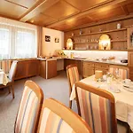 Haus Montjola 3* Sölden