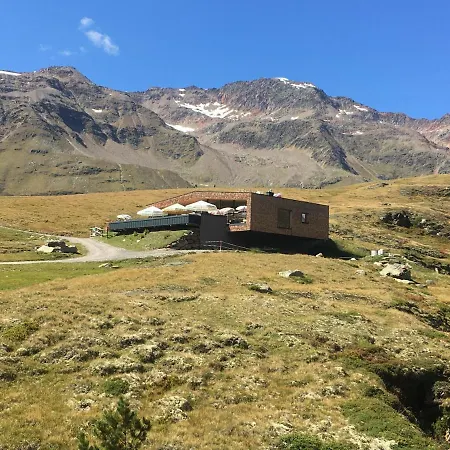 Πανσιόν Haus Montjola 3*