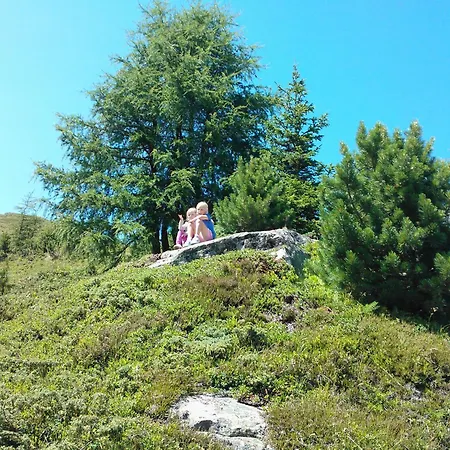 Guest house Haus Montjola 4*