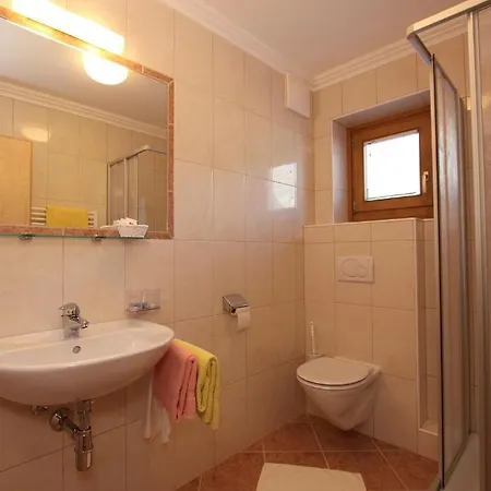 Haus Montjola 3* Sölden