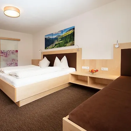 Haus Montjola Guest house Solden