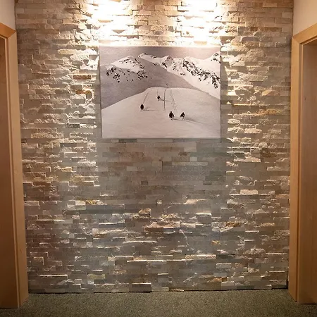 Haus Montjola 3* Sölden