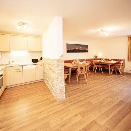 Haus Montjola ゲストハウス